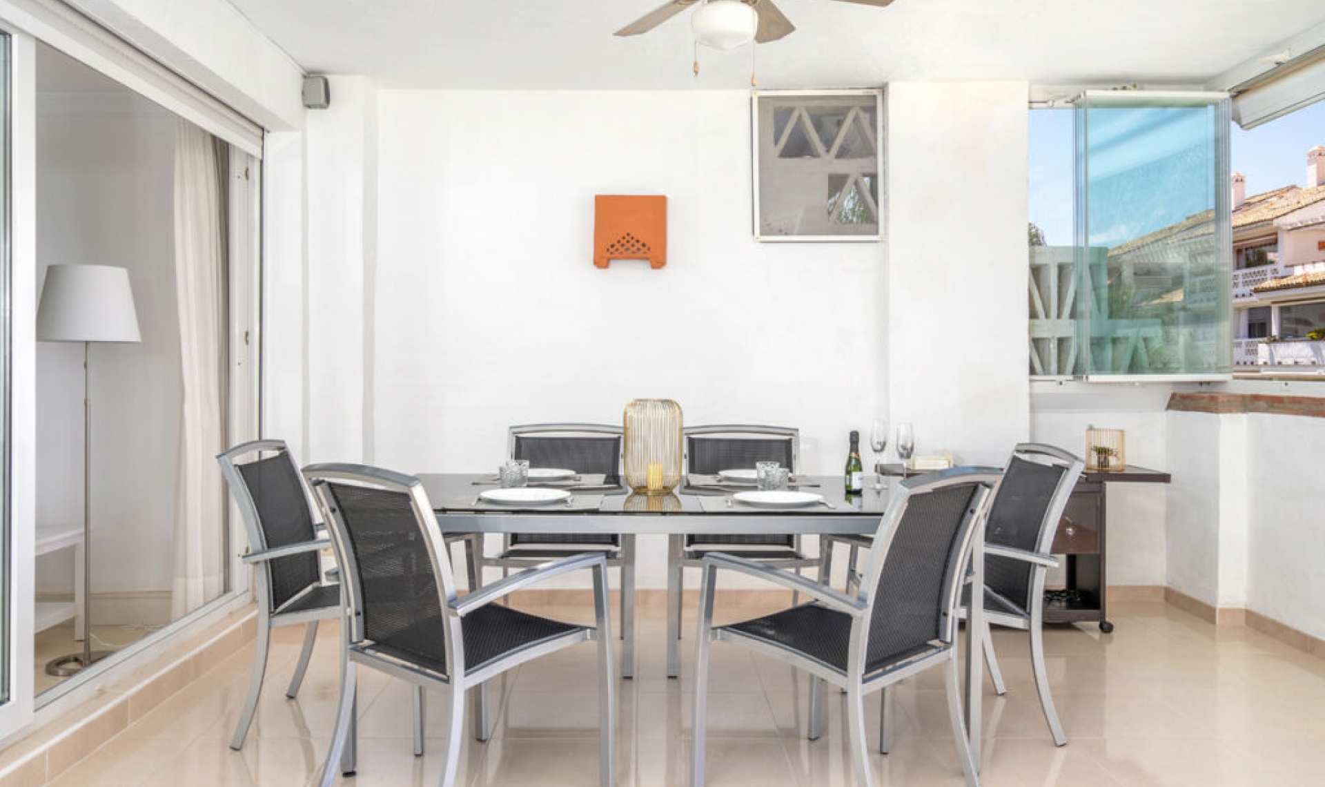 Resale - Apartment -
The Golden Mile