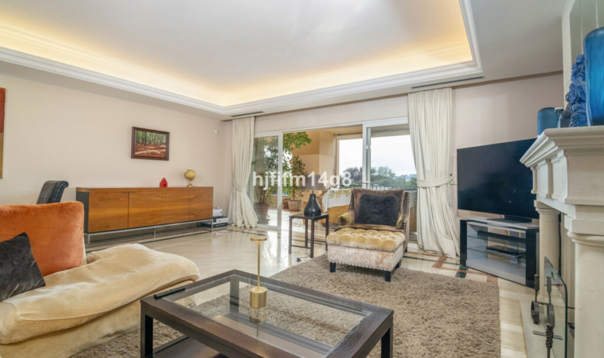 Resale - Apartment -
The Golden Mile