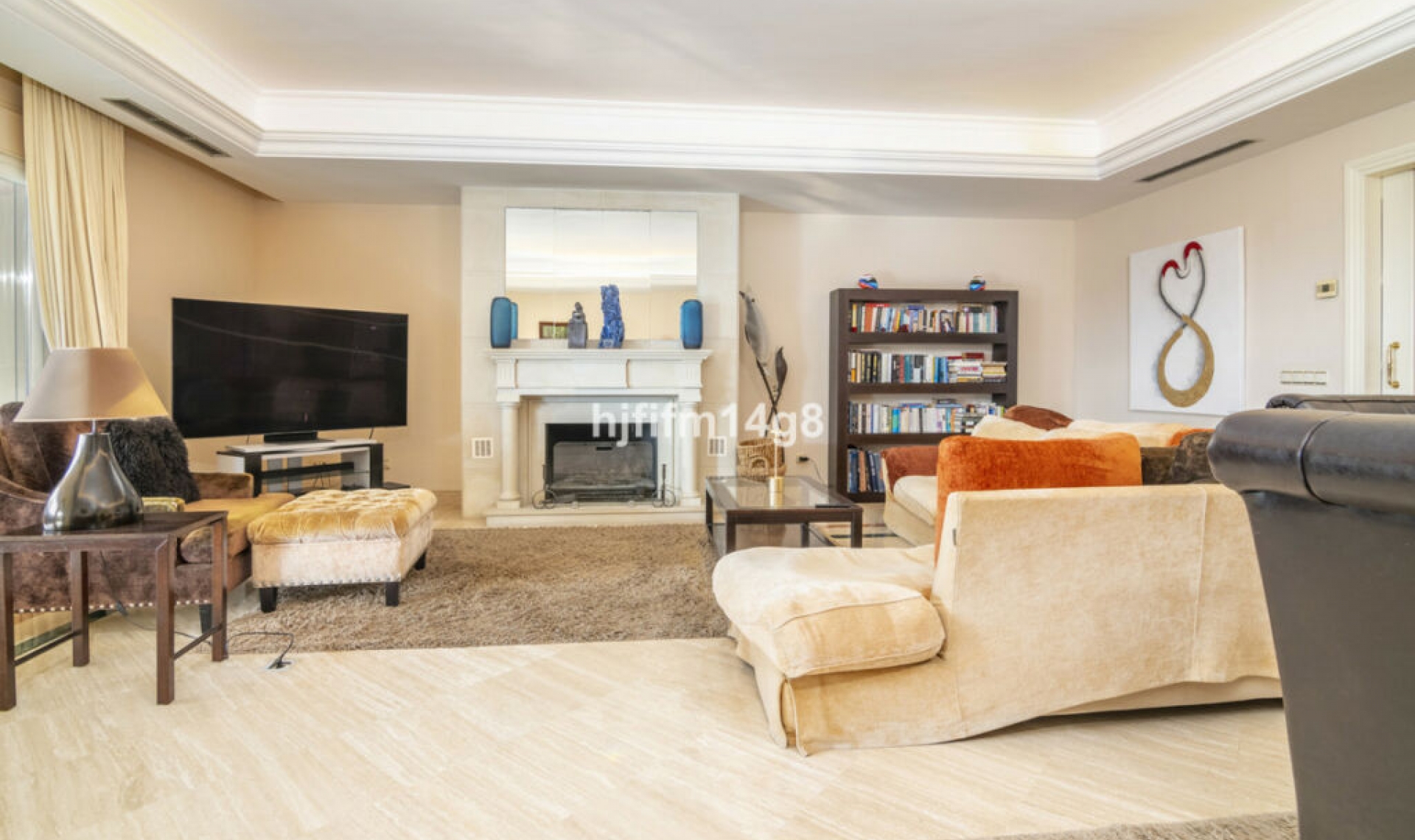 Resale - Apartment -
The Golden Mile