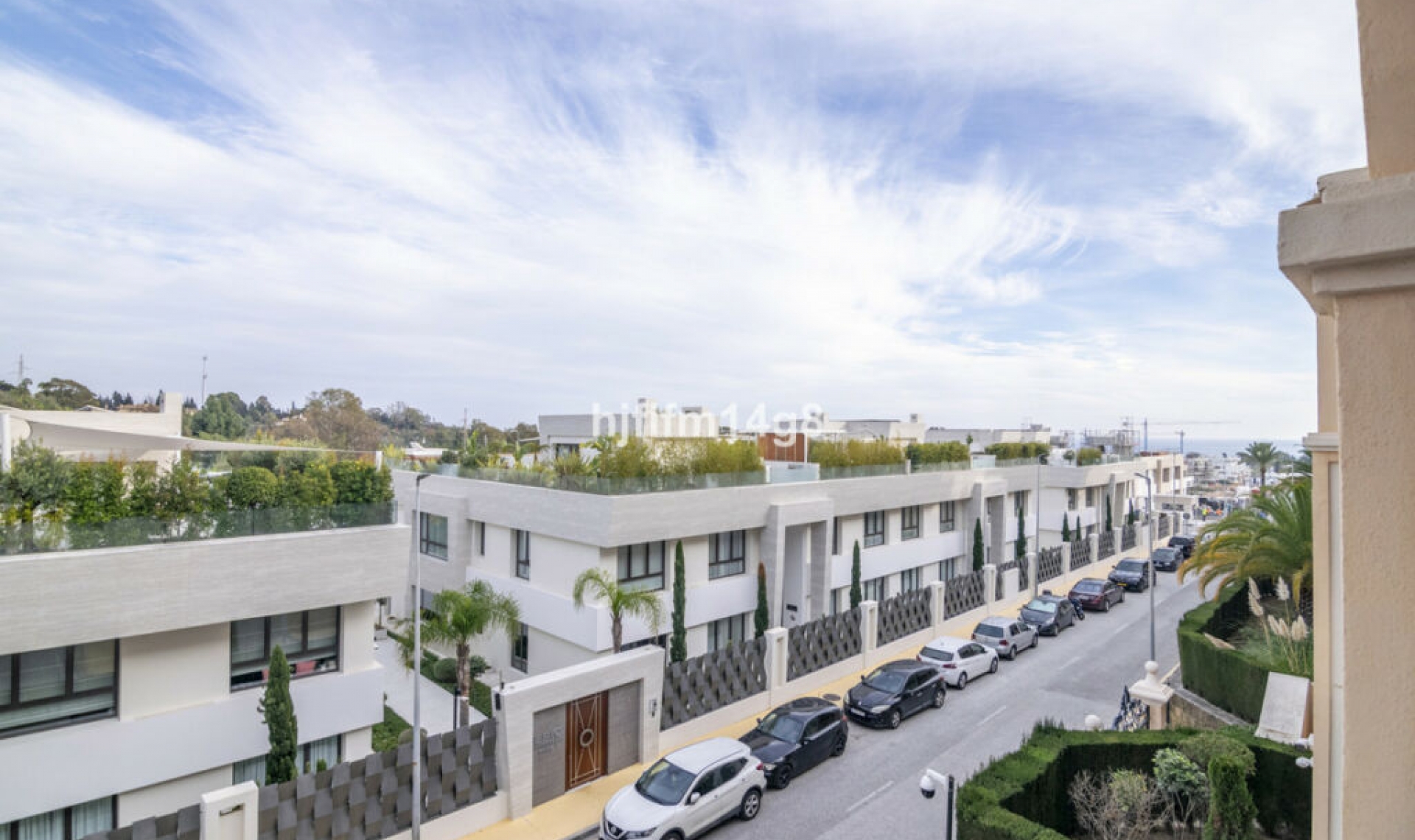Resale - Apartment -
The Golden Mile