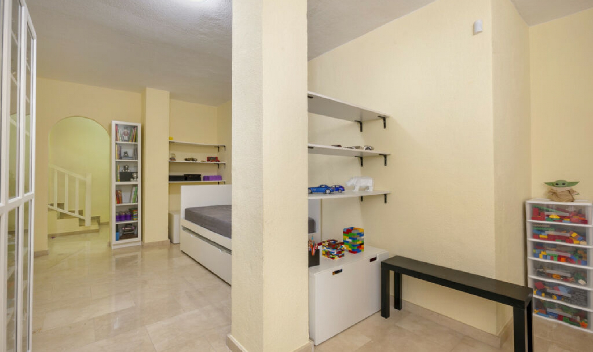 Resale - Apartment -
The Golden Mile