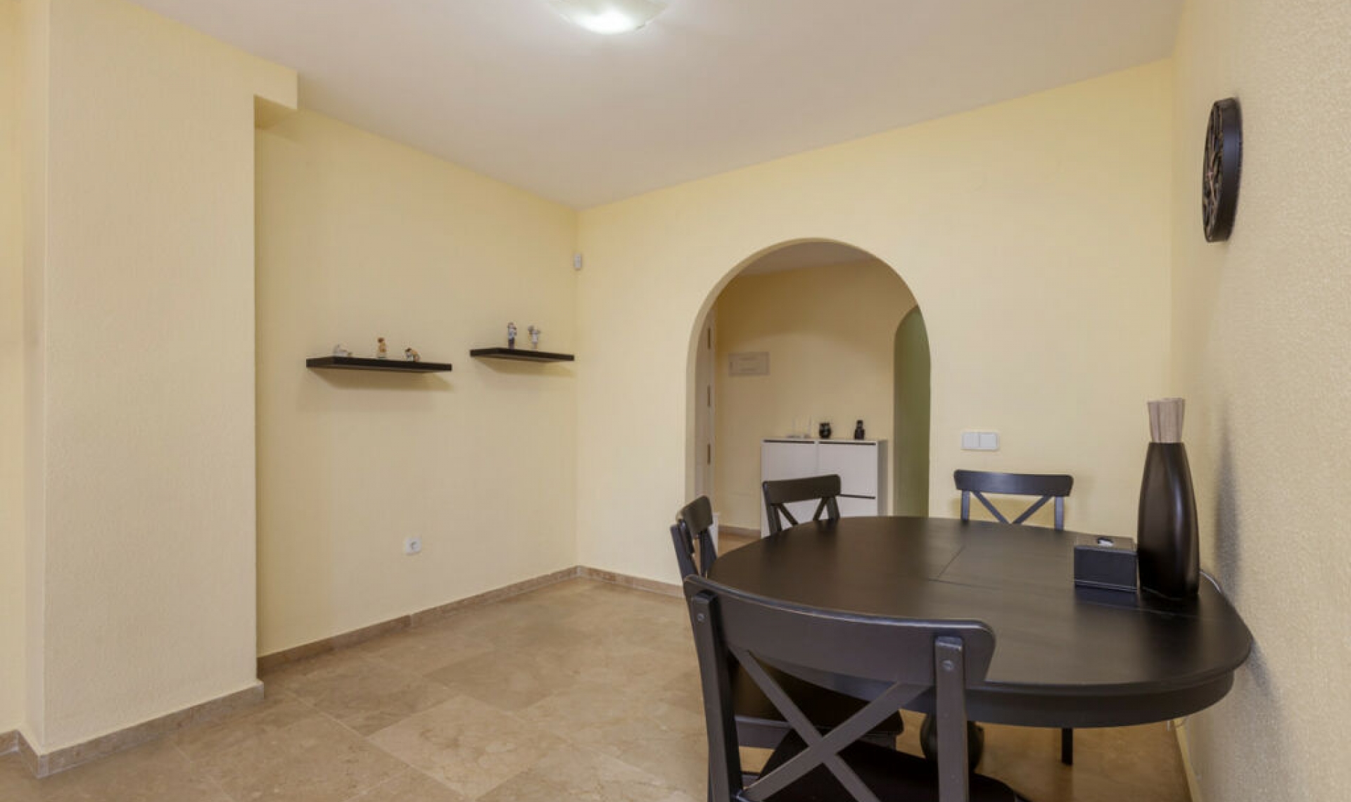 Resale - Apartment -
The Golden Mile