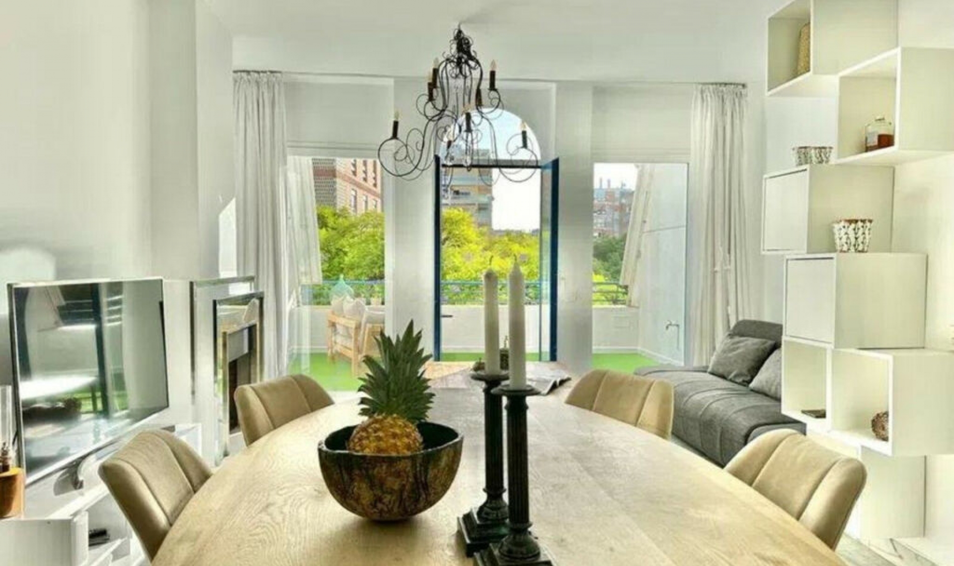 Resale - Apartment -
The Golden Mile