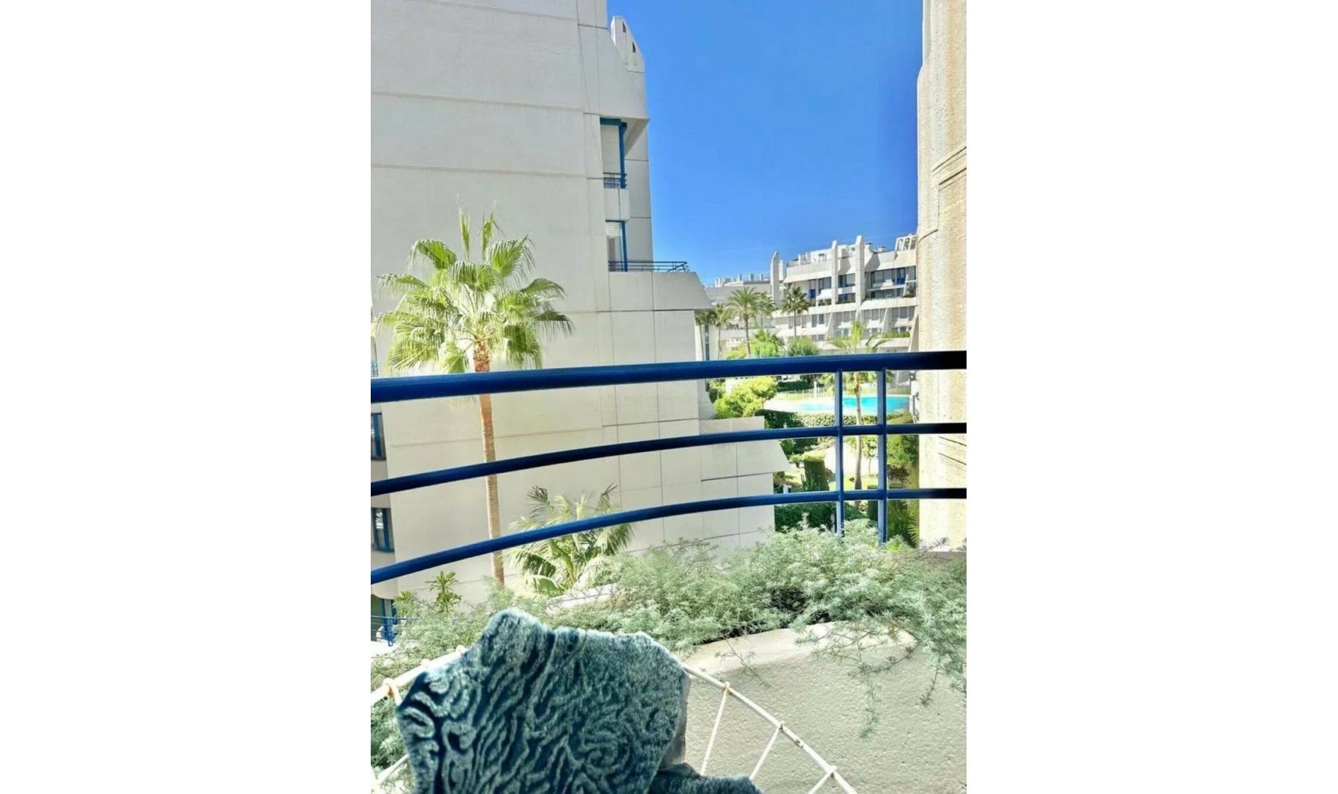 Resale - Apartment -
The Golden Mile