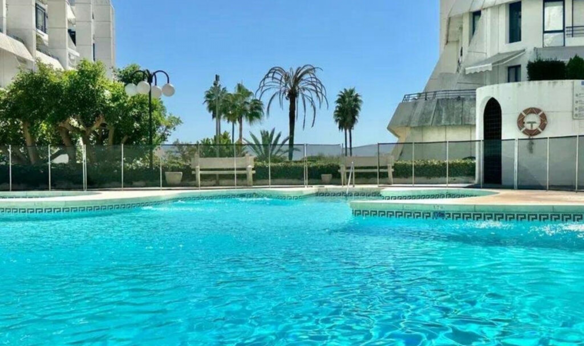 Resale - Apartment -
The Golden Mile