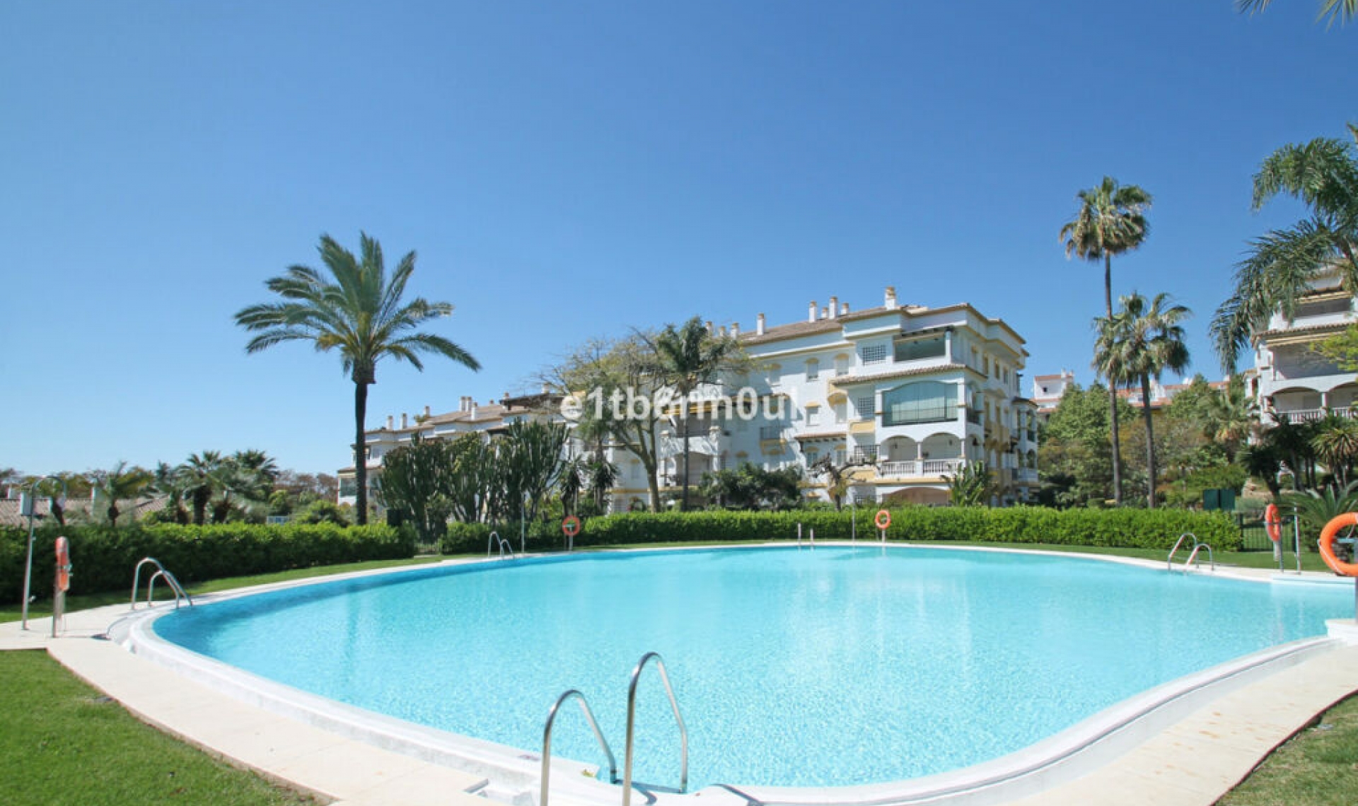 Resale - Apartment -
The Golden Mile