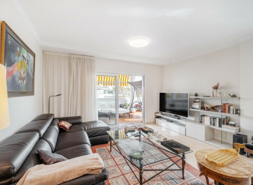 Resale - Apartment -
The Golden Mile