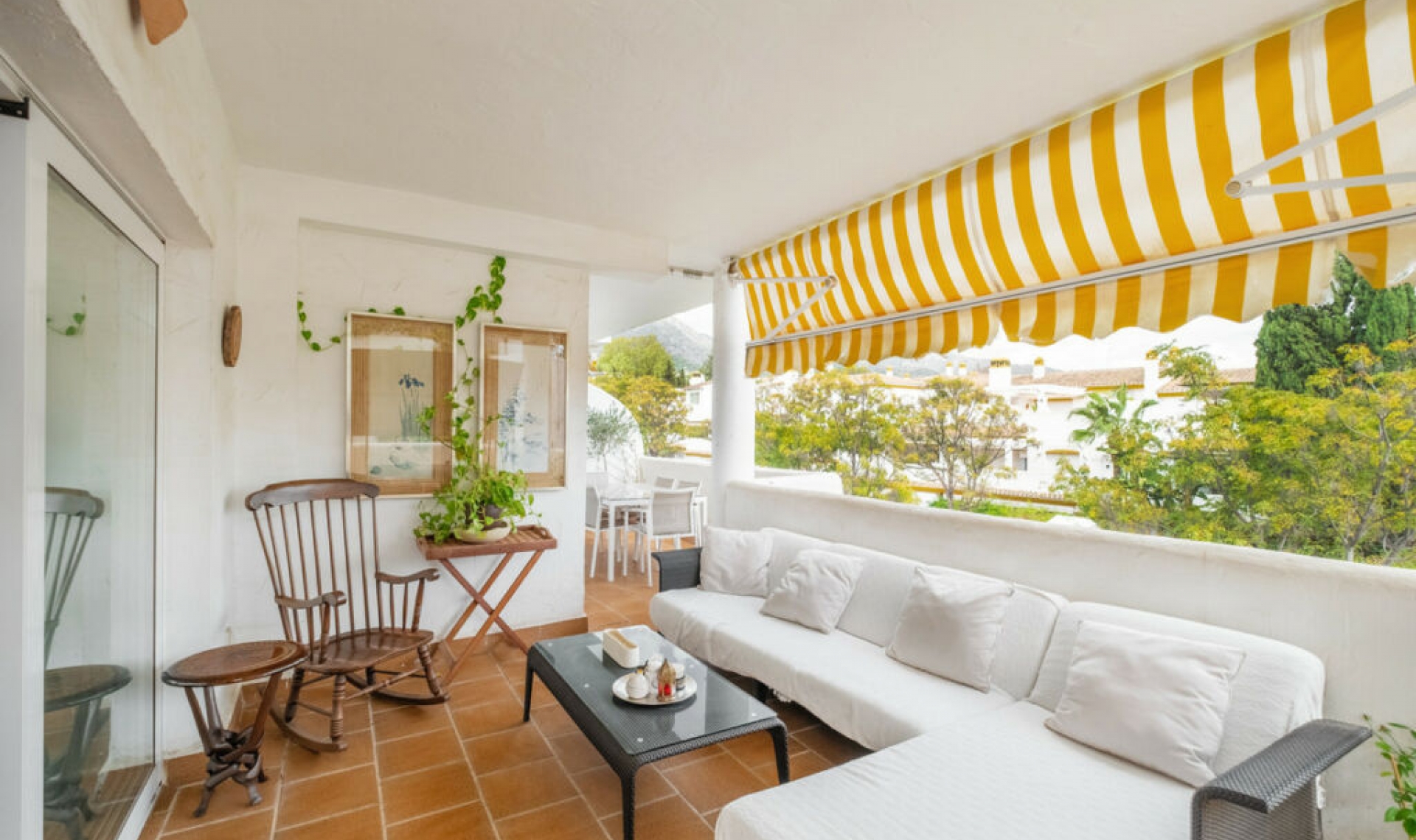 Resale - Apartment -
The Golden Mile