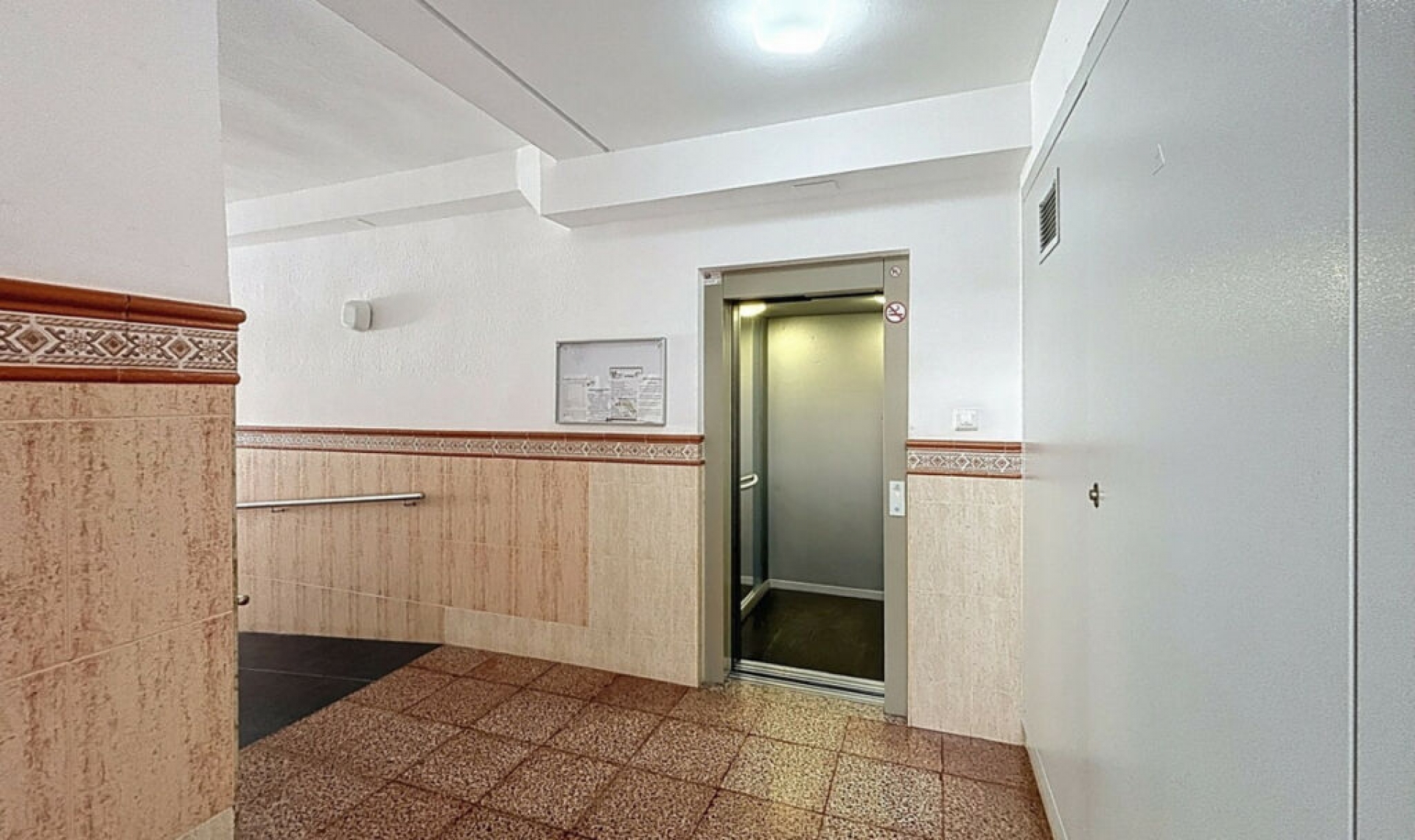 Resale - Apartment -
Torre del Mar