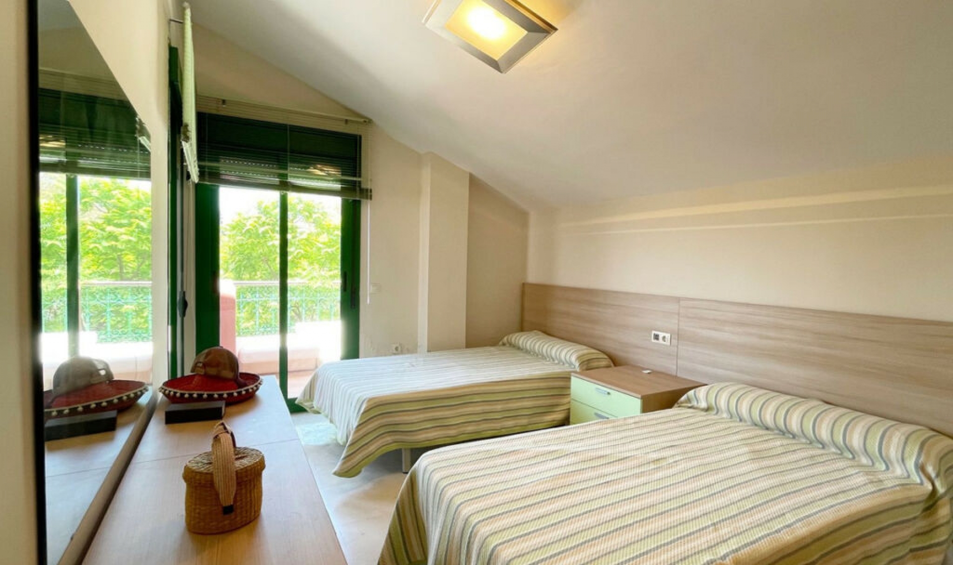 Resale - Apartment -
Torreblanca