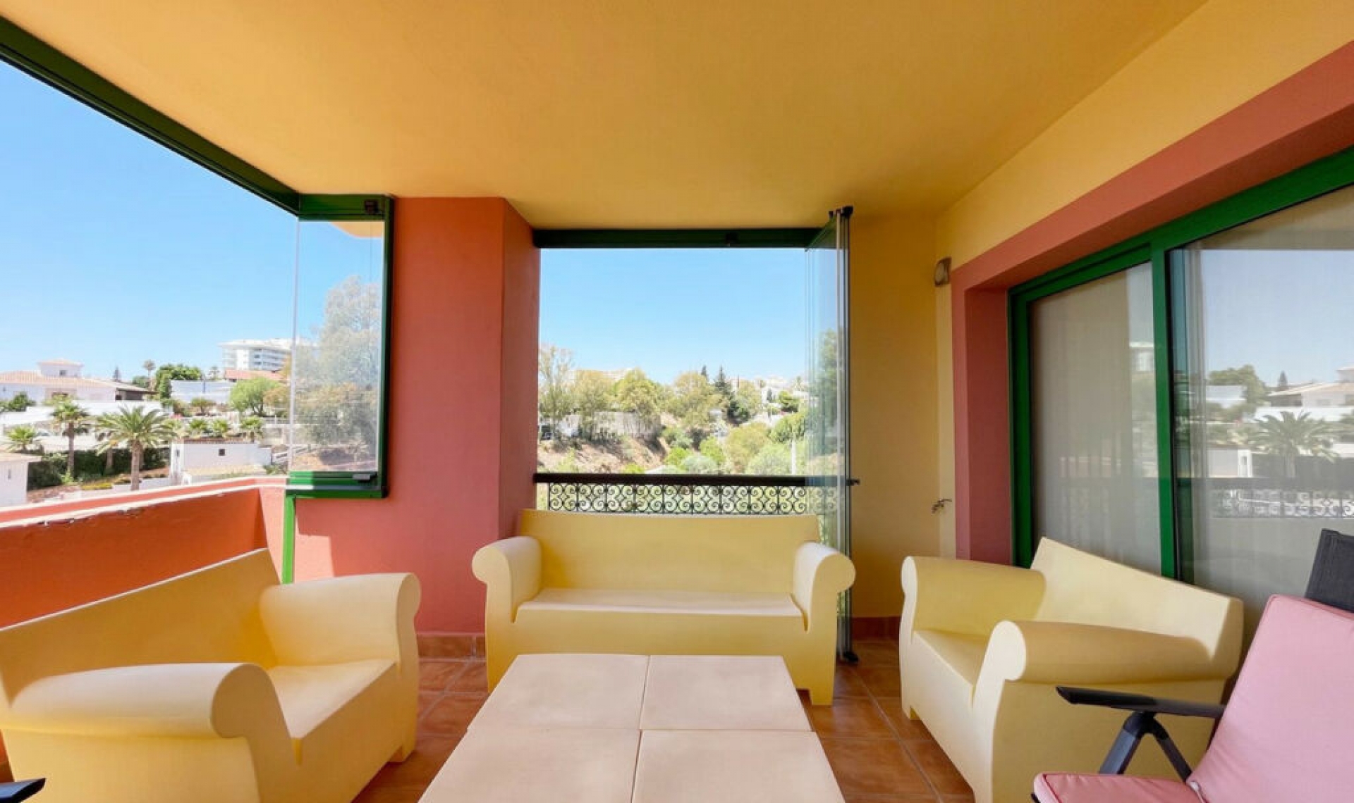 Resale - Apartment -
Torreblanca
