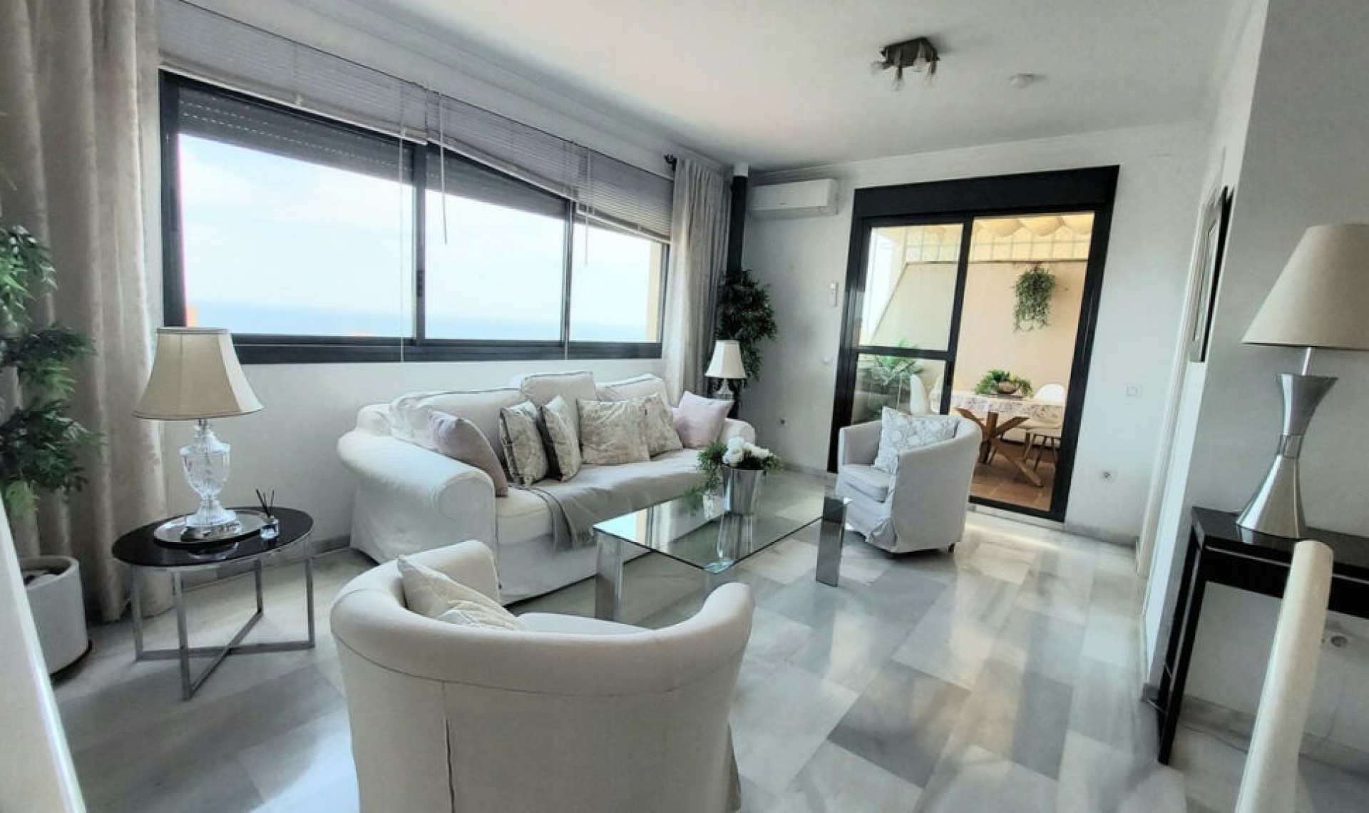 Resale - Apartment -
Torreblanca