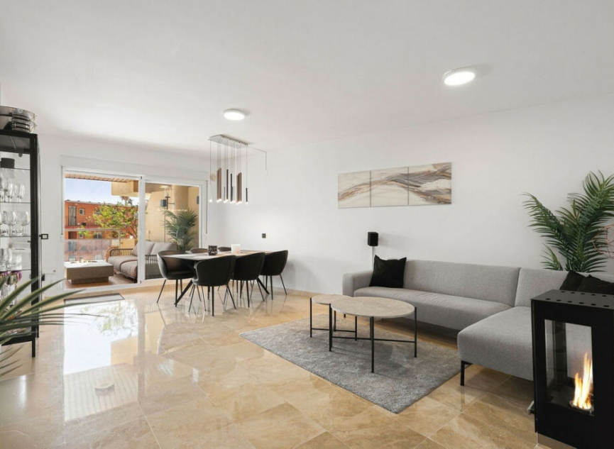 Resale - Apartment -
Torreblanca