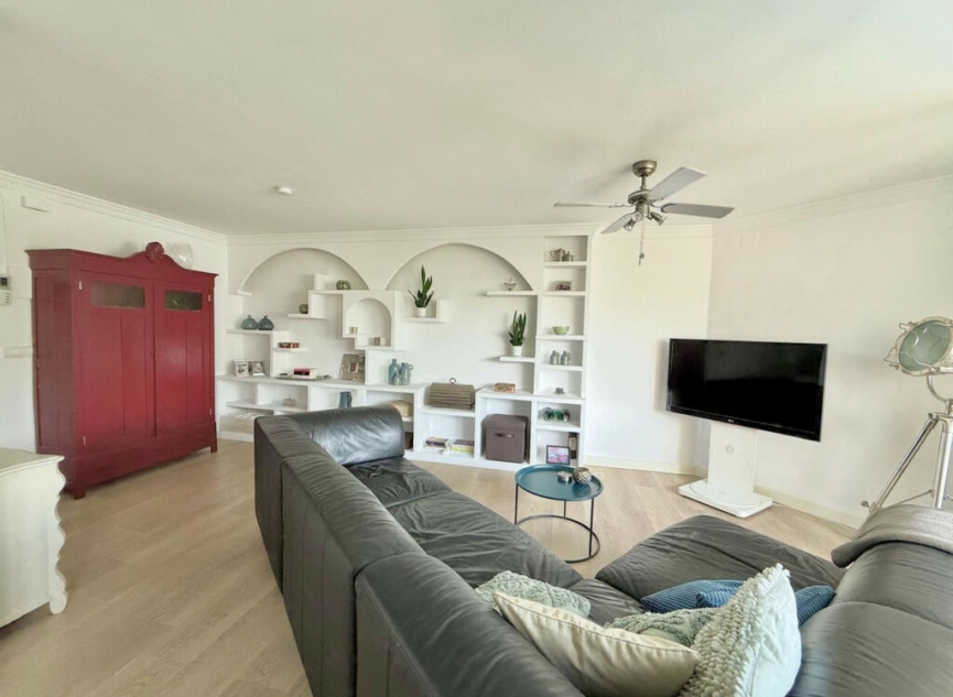 Resale - Apartment -
Torreblanca