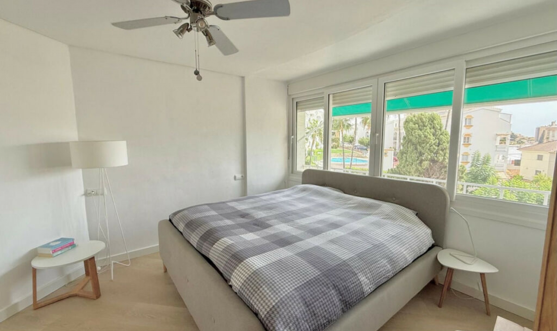 Resale - Apartment -
Torreblanca