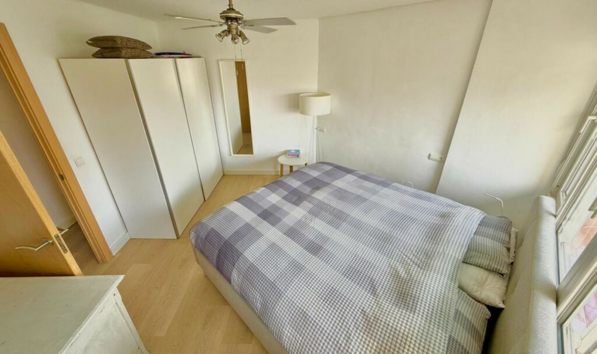 Resale - Apartment -
Torreblanca