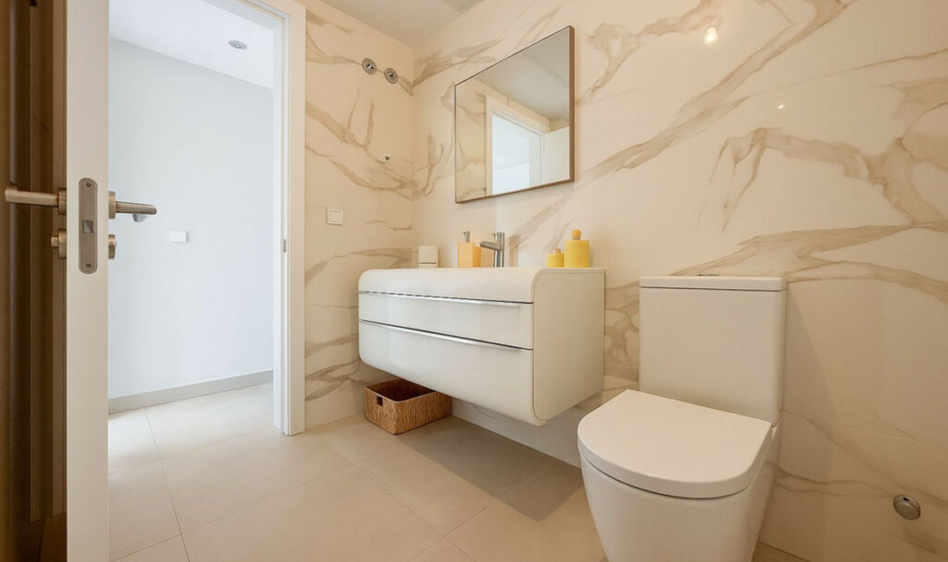 Resale - Apartment -
Torreblanca