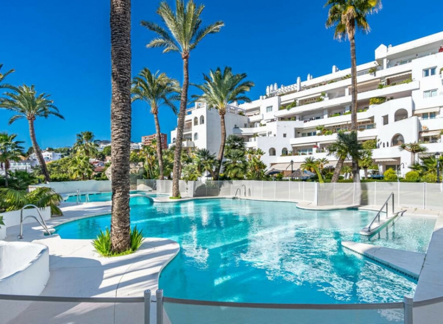 Resale - Apartment -
Torremolinos Centro