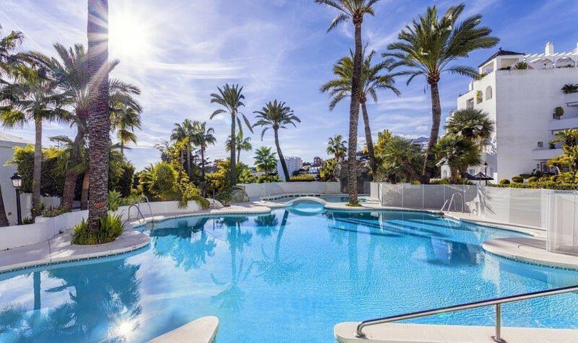 Resale - Apartment -
Torremolinos Centro