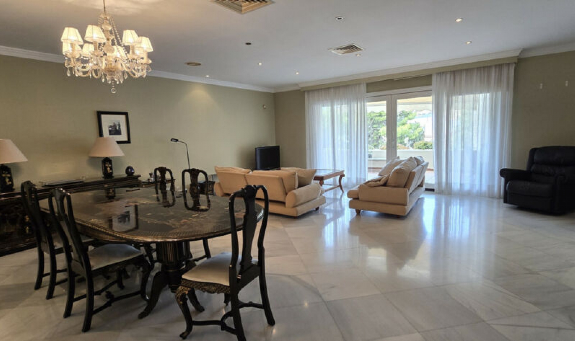 Resale - Apartment -
Torremolinos Centro