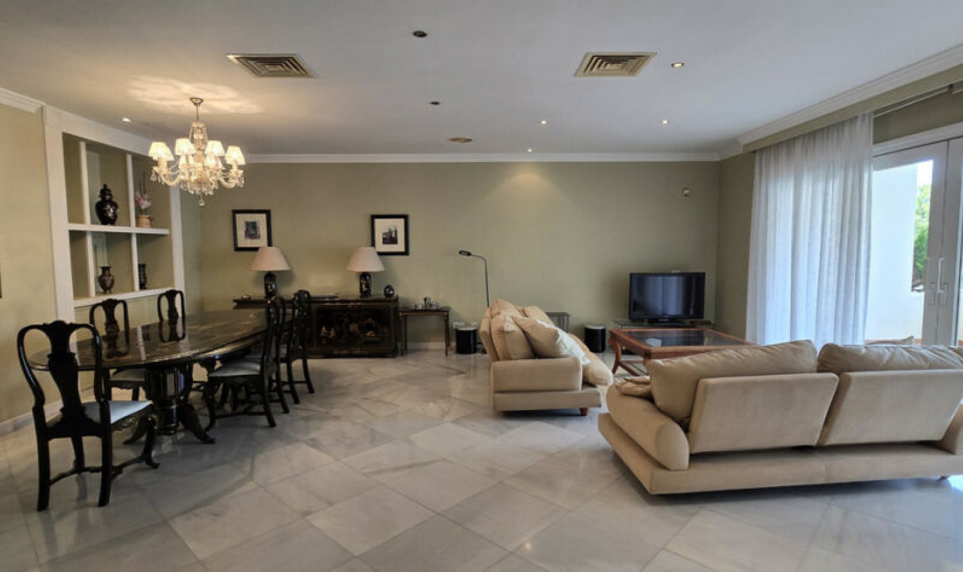 Resale - Apartment -
Torremolinos Centro