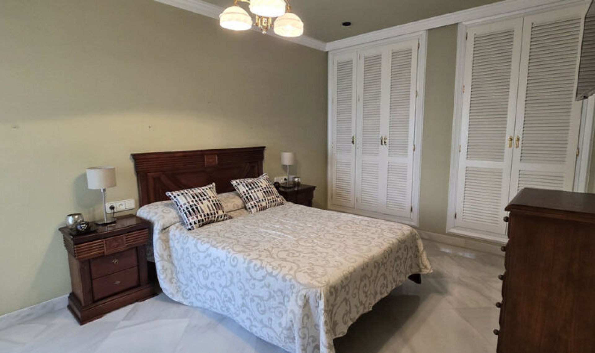 Resale - Apartment -
Torremolinos Centro