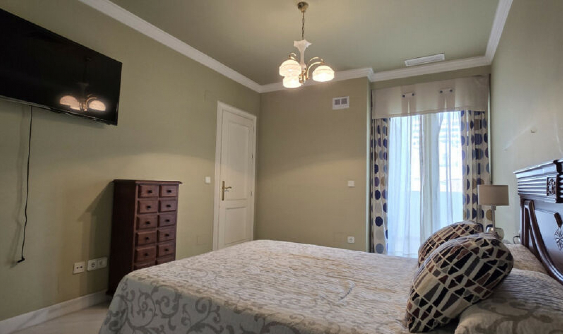 Resale - Apartment -
Torremolinos Centro