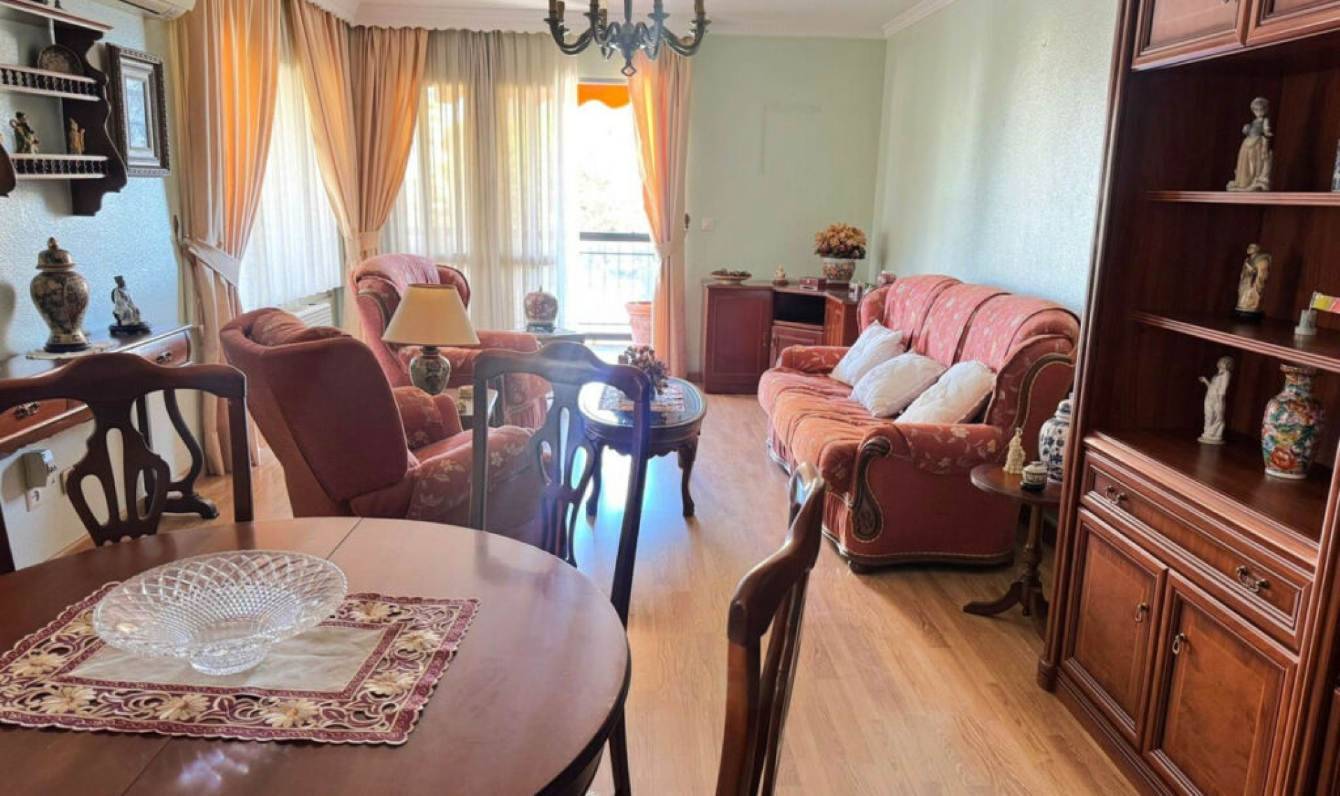 Resale - Apartment -
Torremolinos