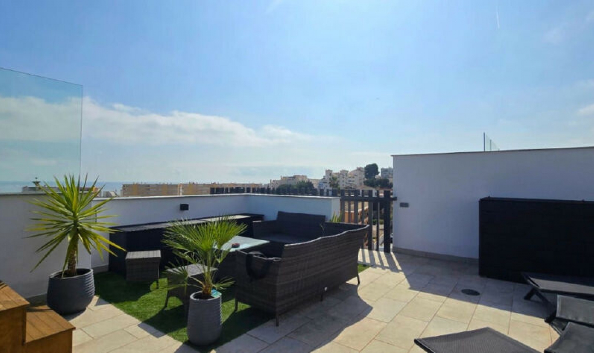 Resale - Apartment -
Torremolinos
