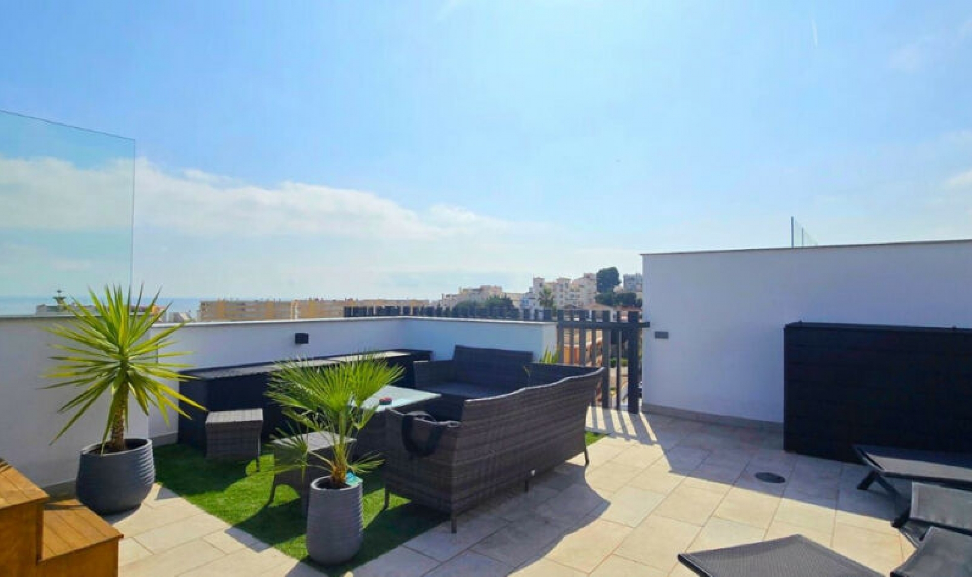 Resale - Apartment -
Torremolinos