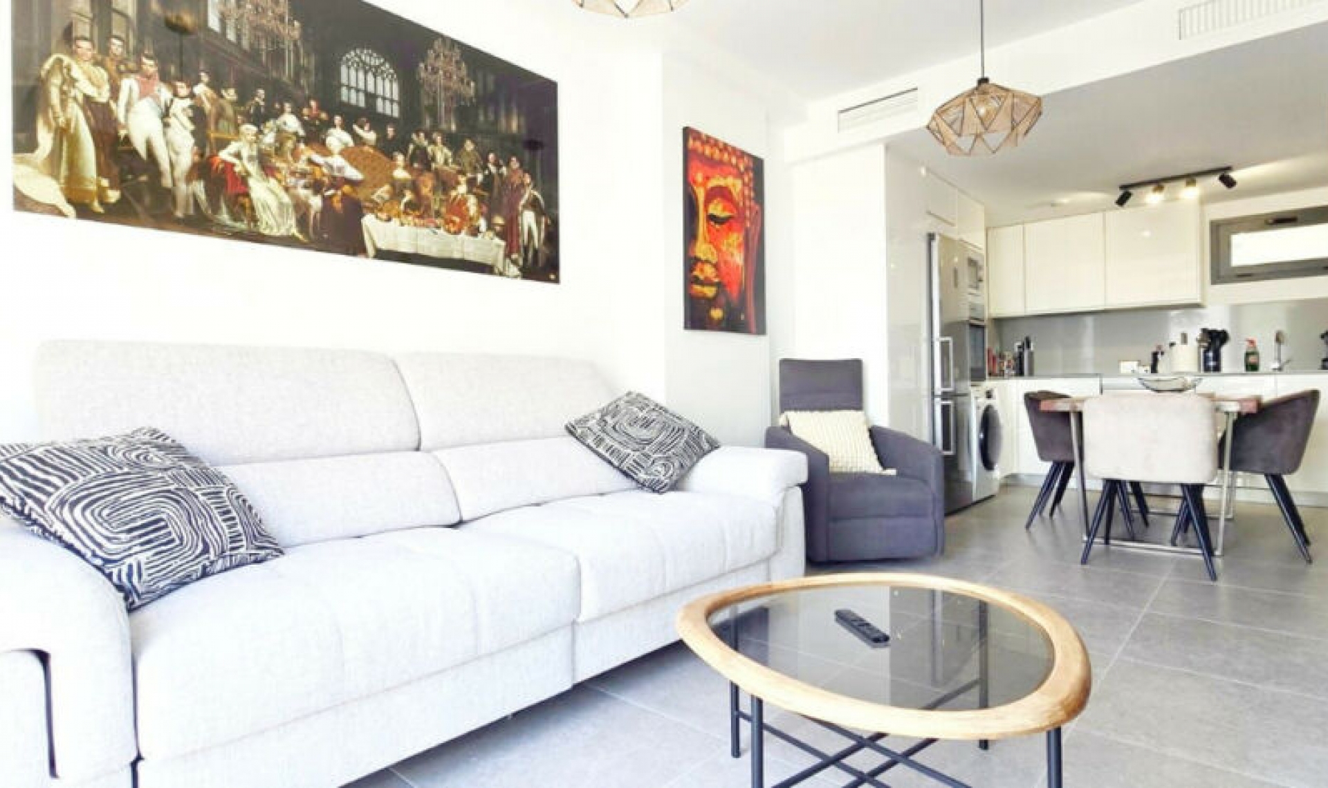 Resale - Apartment -
Torremolinos