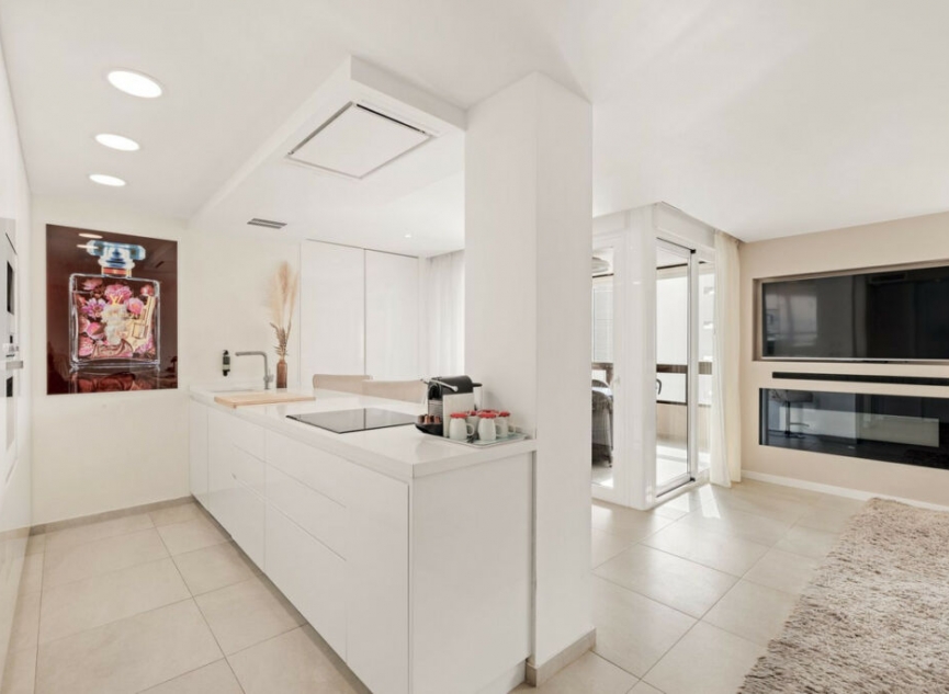 Resale - Apartment -
Torremolinos