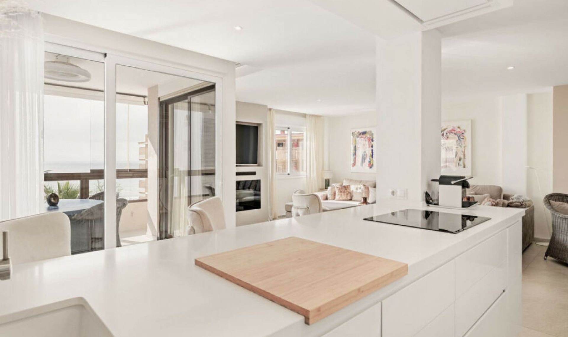 Resale - Apartment -
Torremolinos
