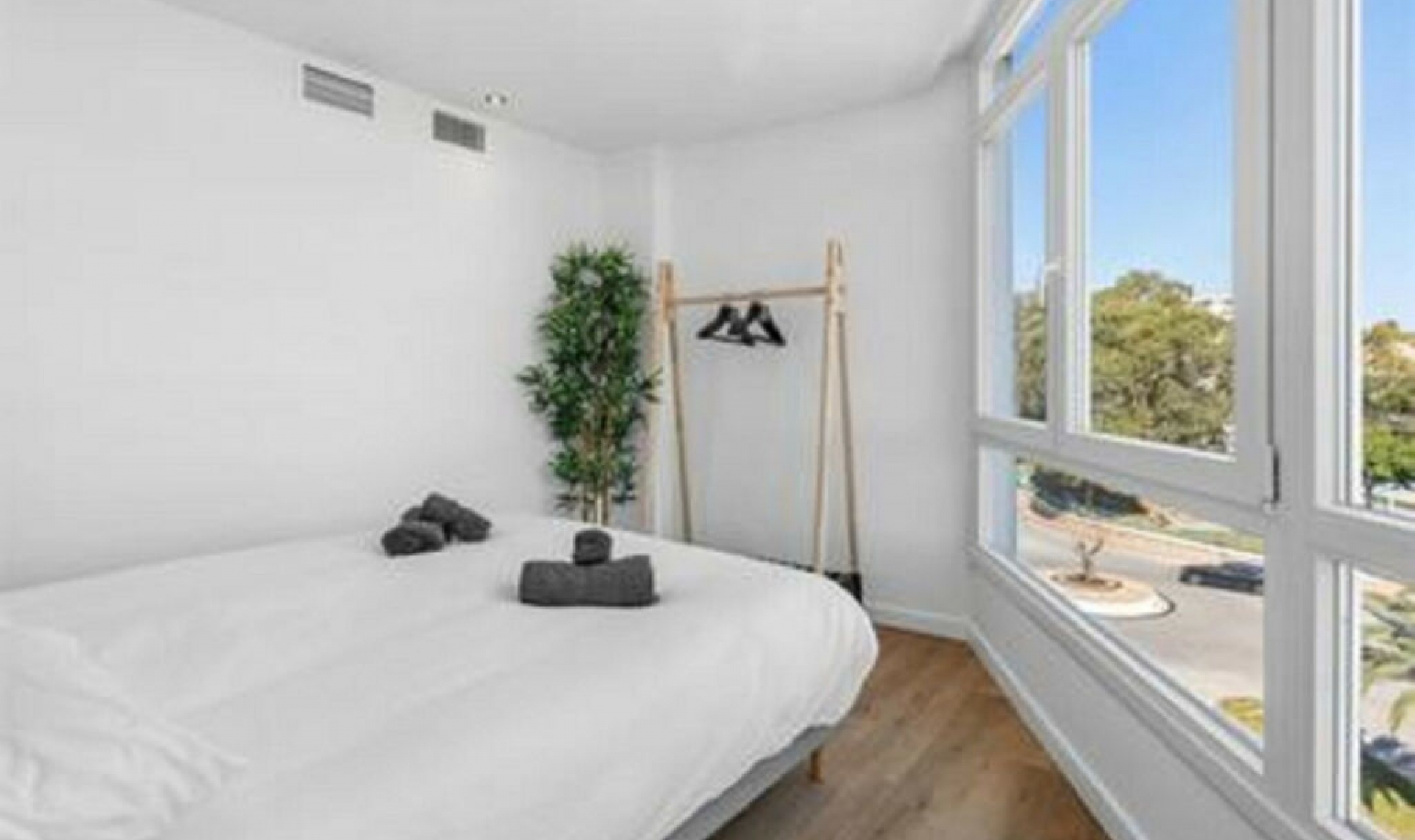 Resale - Apartment -
Torremolinos