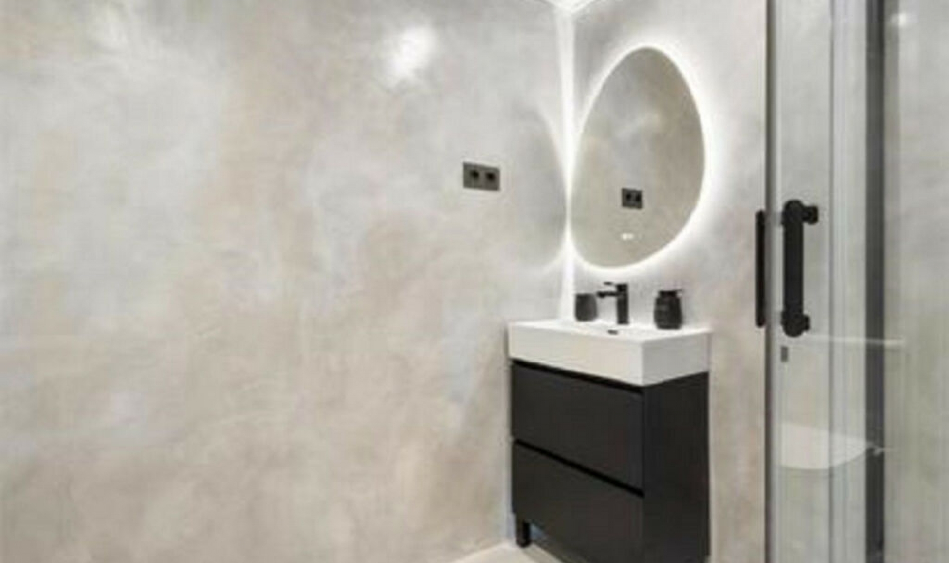 Resale - Apartment -
Torremolinos