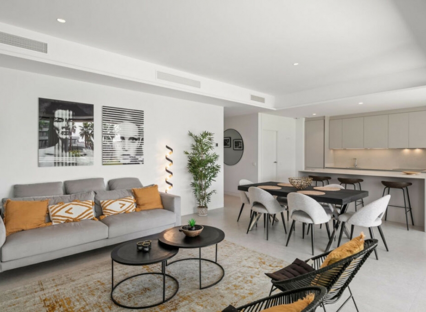 Resale - Apartment -
Torremolinos