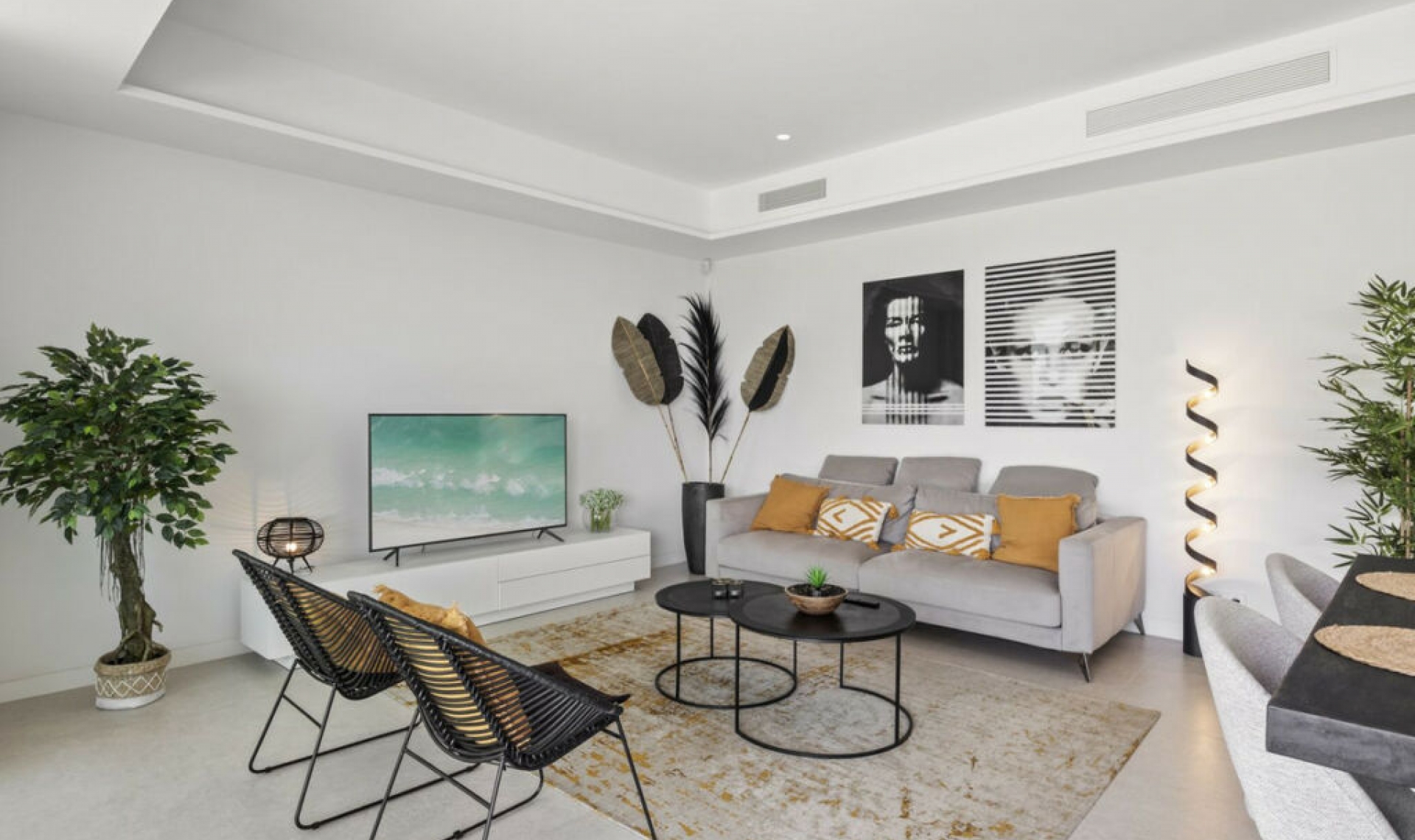 Resale - Apartment -
Torremolinos