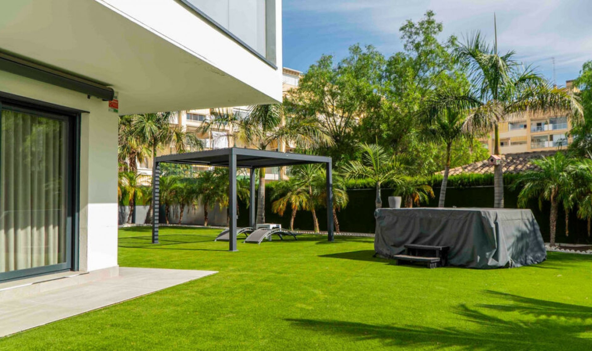Resale - Apartment -
Torremolinos