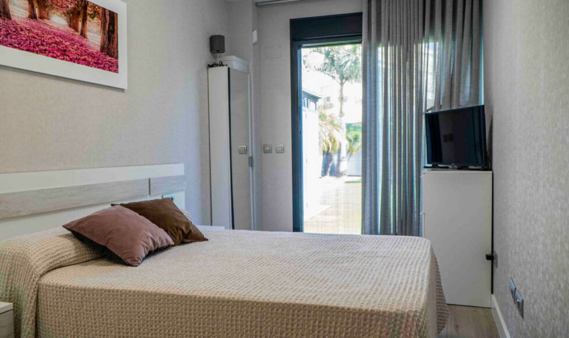 Resale - Apartment -
Torremolinos