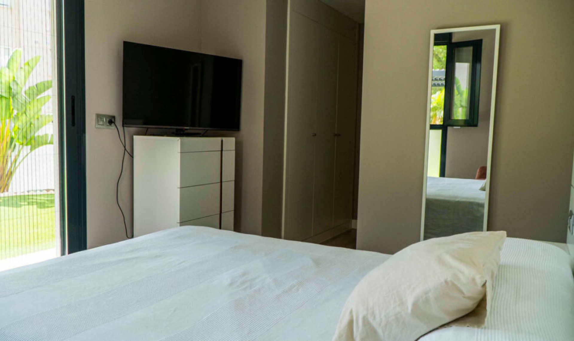 Resale - Apartment -
Torremolinos