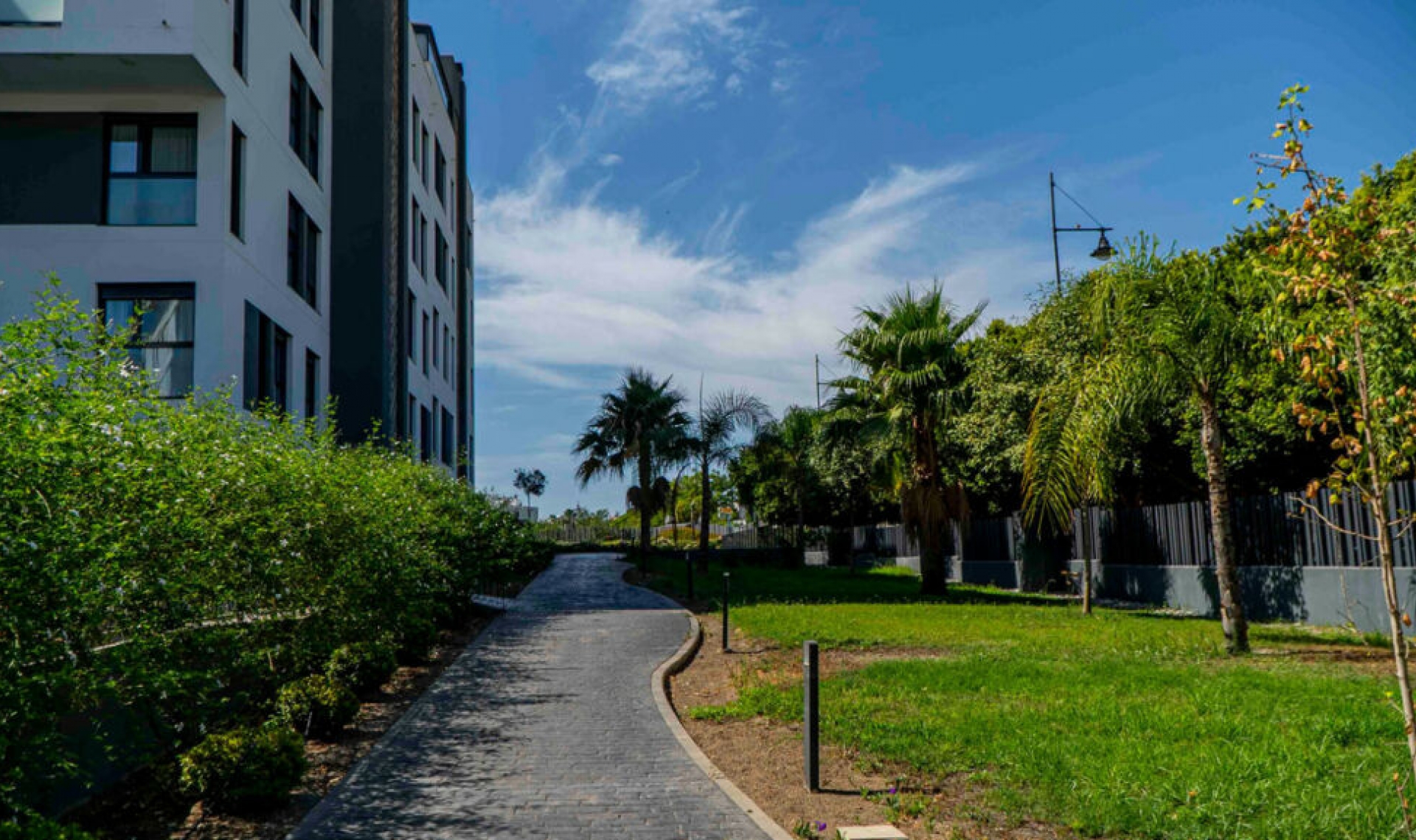 Resale - Apartment -
Torremolinos