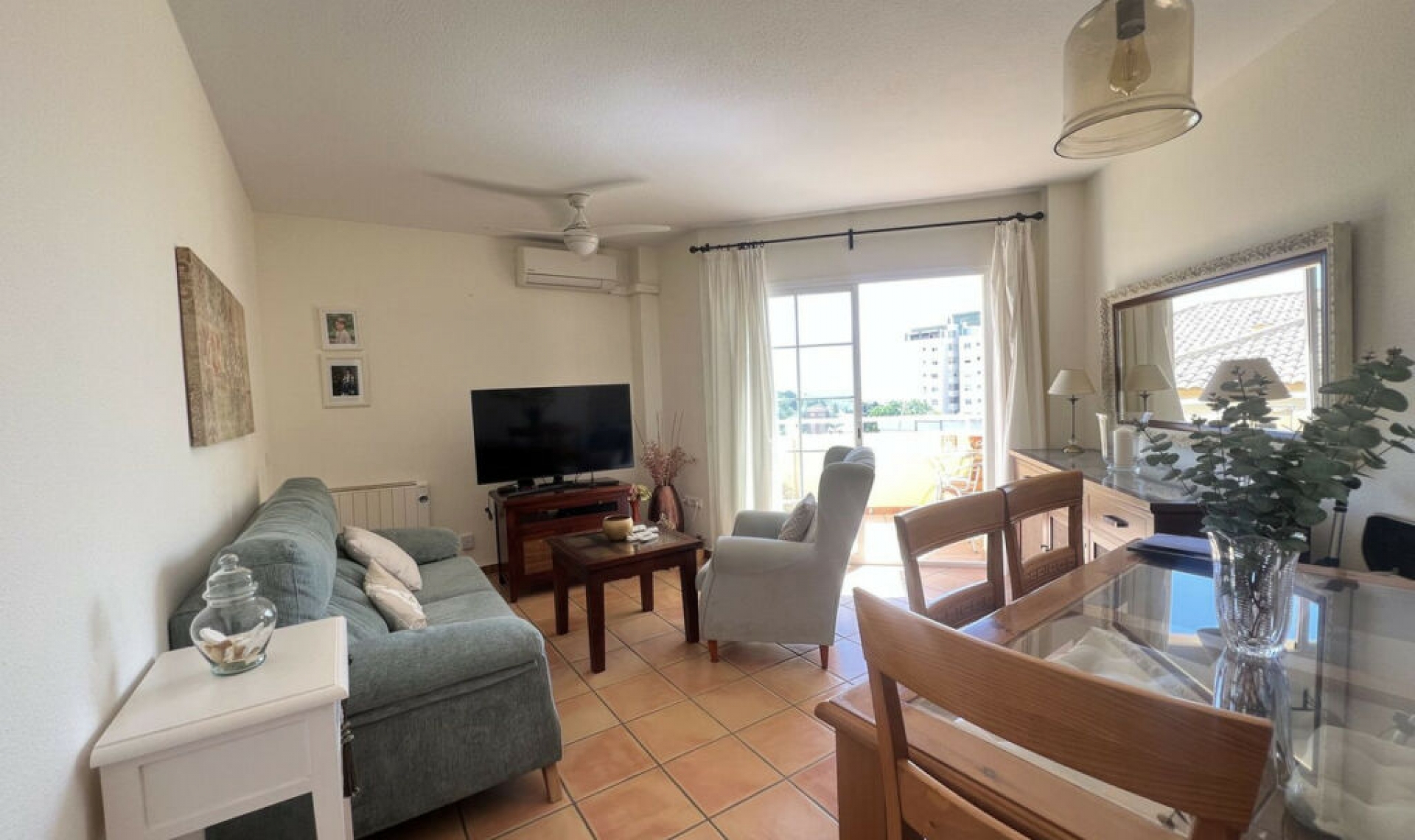 Resale - Apartment -
Torremolinos