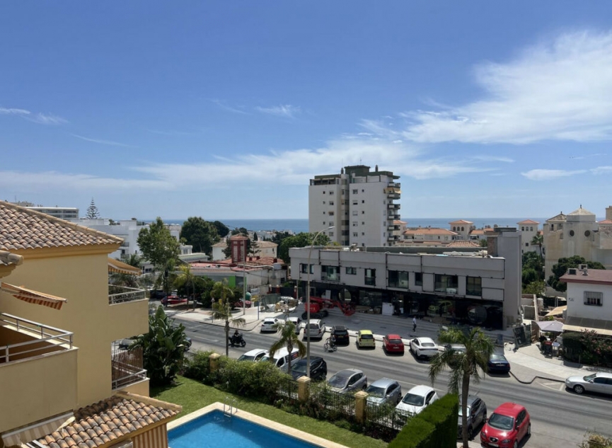 Resale - Apartment -
Torremolinos