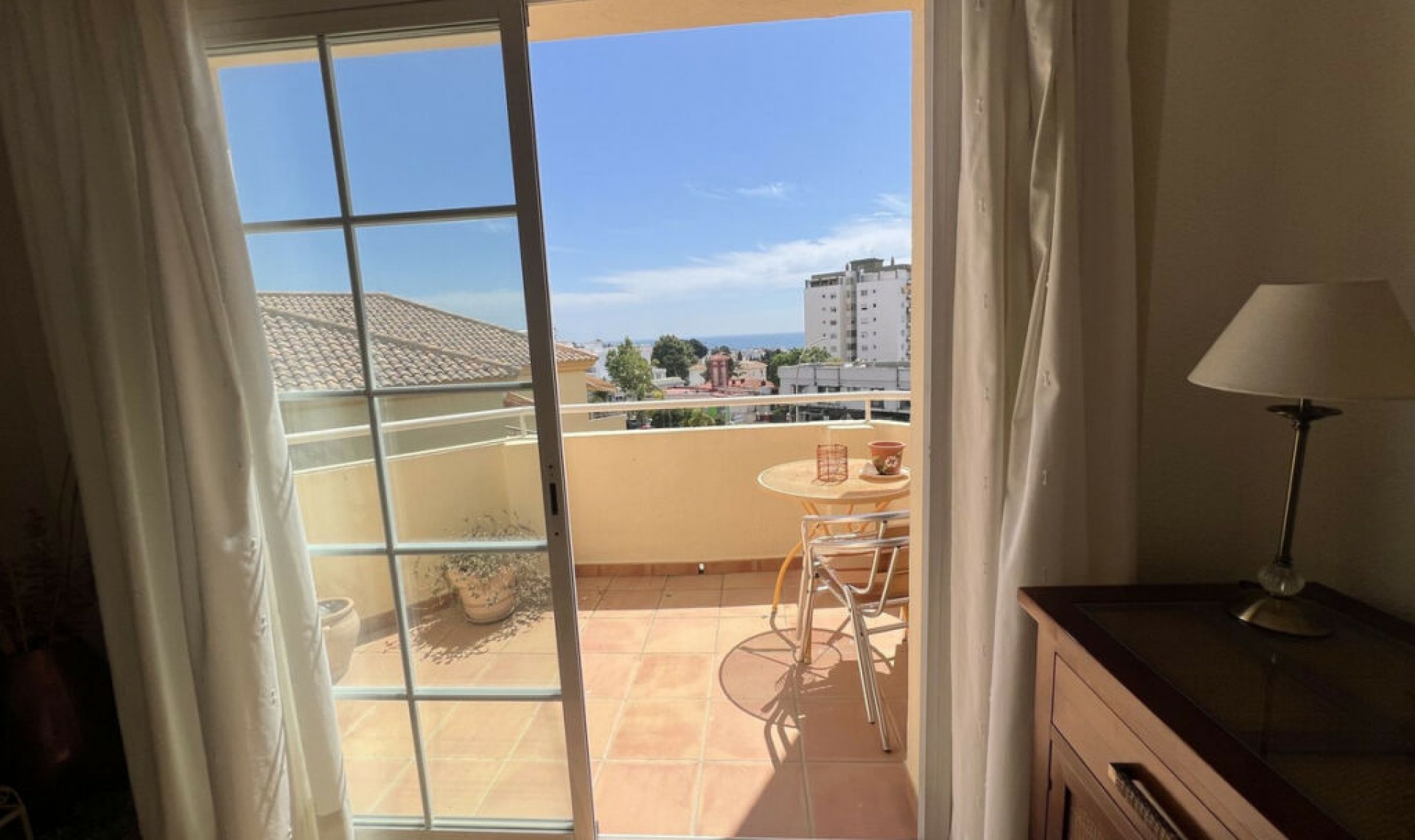 Resale - Apartment -
Torremolinos