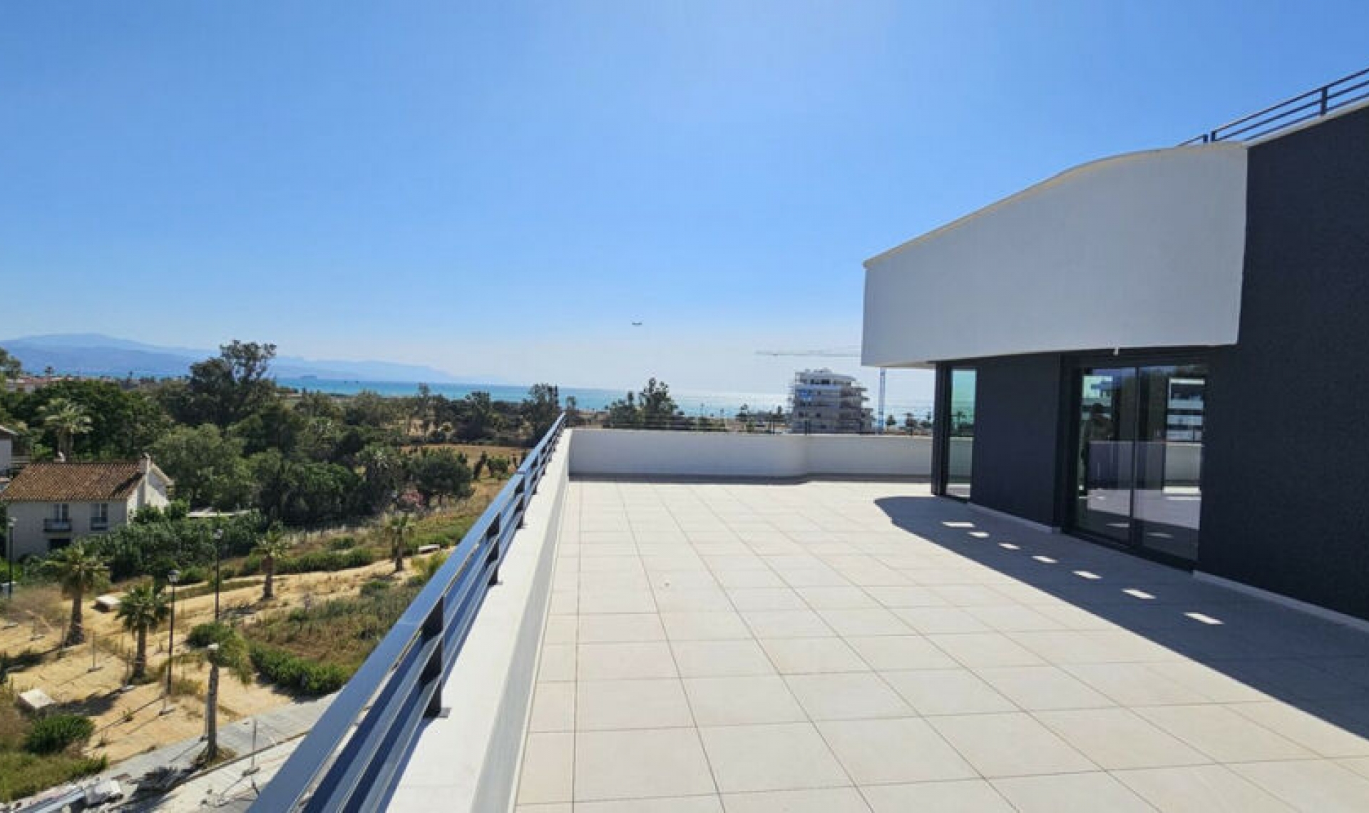 Resale - Apartment -
Torremolinos