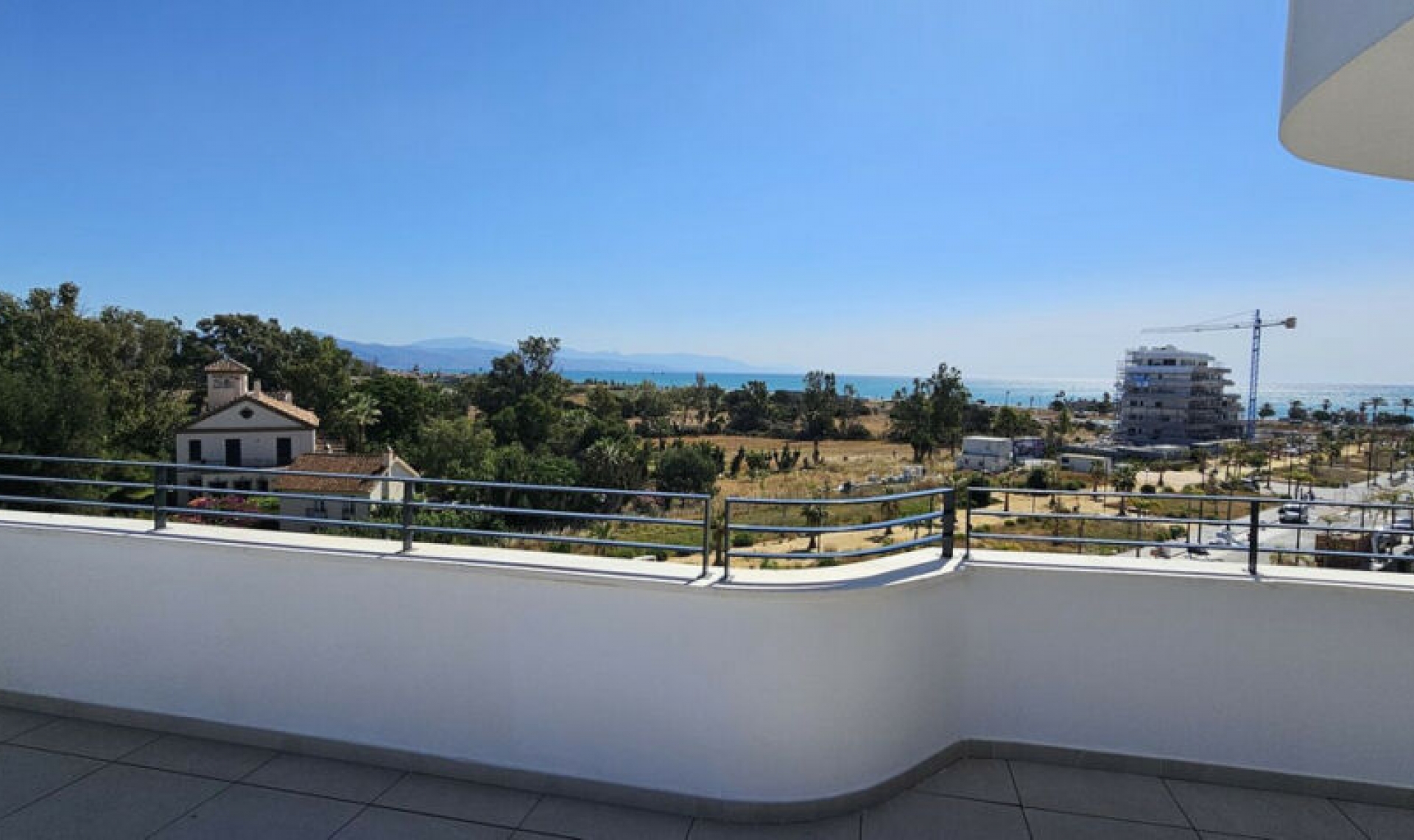 Resale - Apartment -
Torremolinos