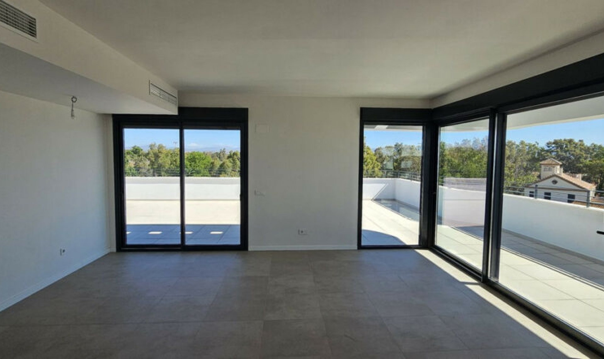 Resale - Apartment -
Torremolinos