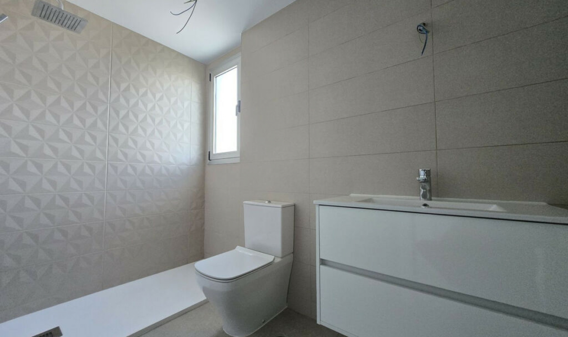 Resale - Apartment -
Torremolinos