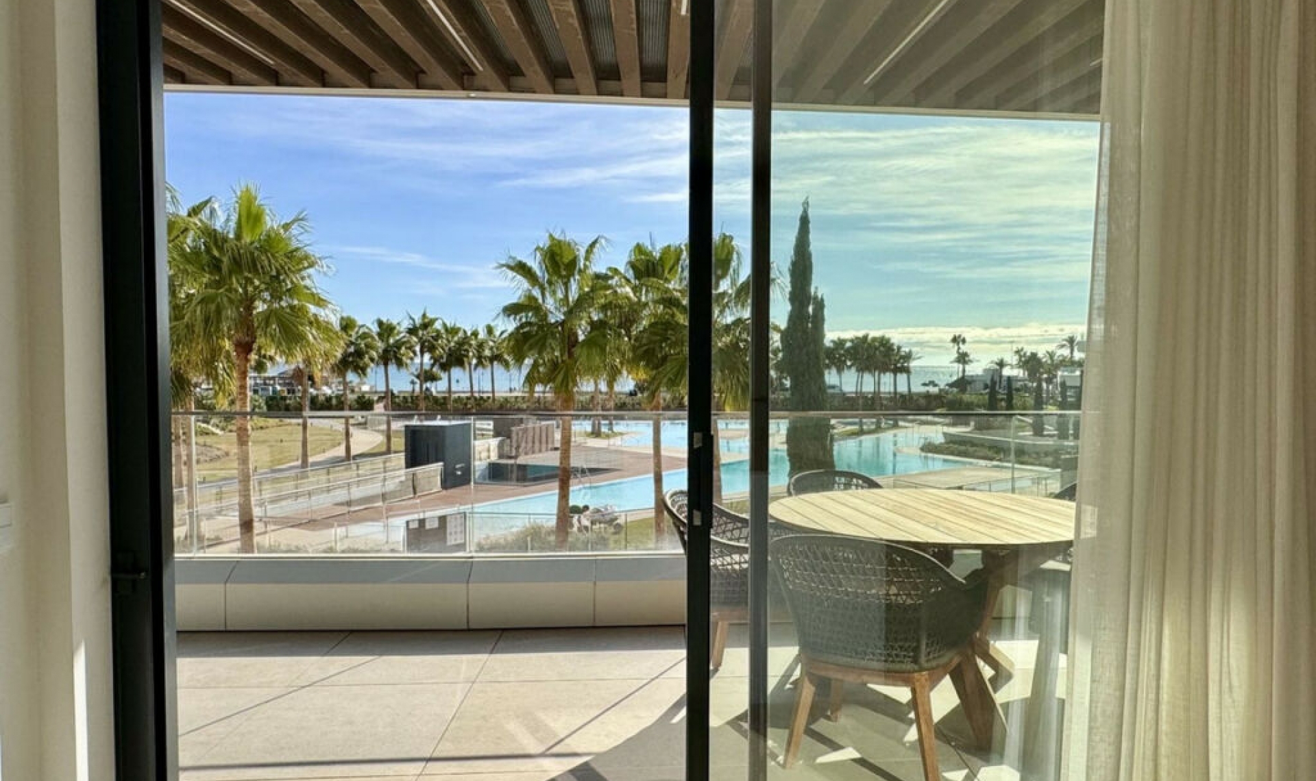 Resale - Apartment -
Torremolinos