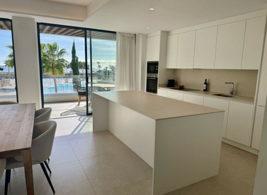 Resale - Apartment -
Torremolinos